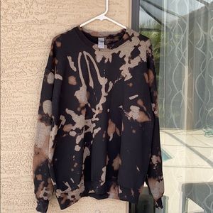 CUSTOM MADE Bleach dye crewneck